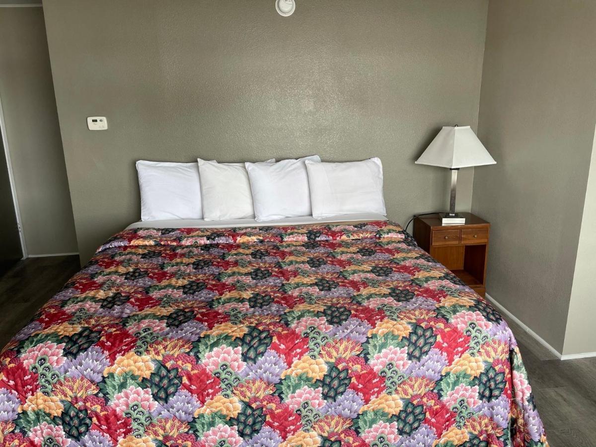 Timberly Motel Ґейлорд Екстер'єр фото